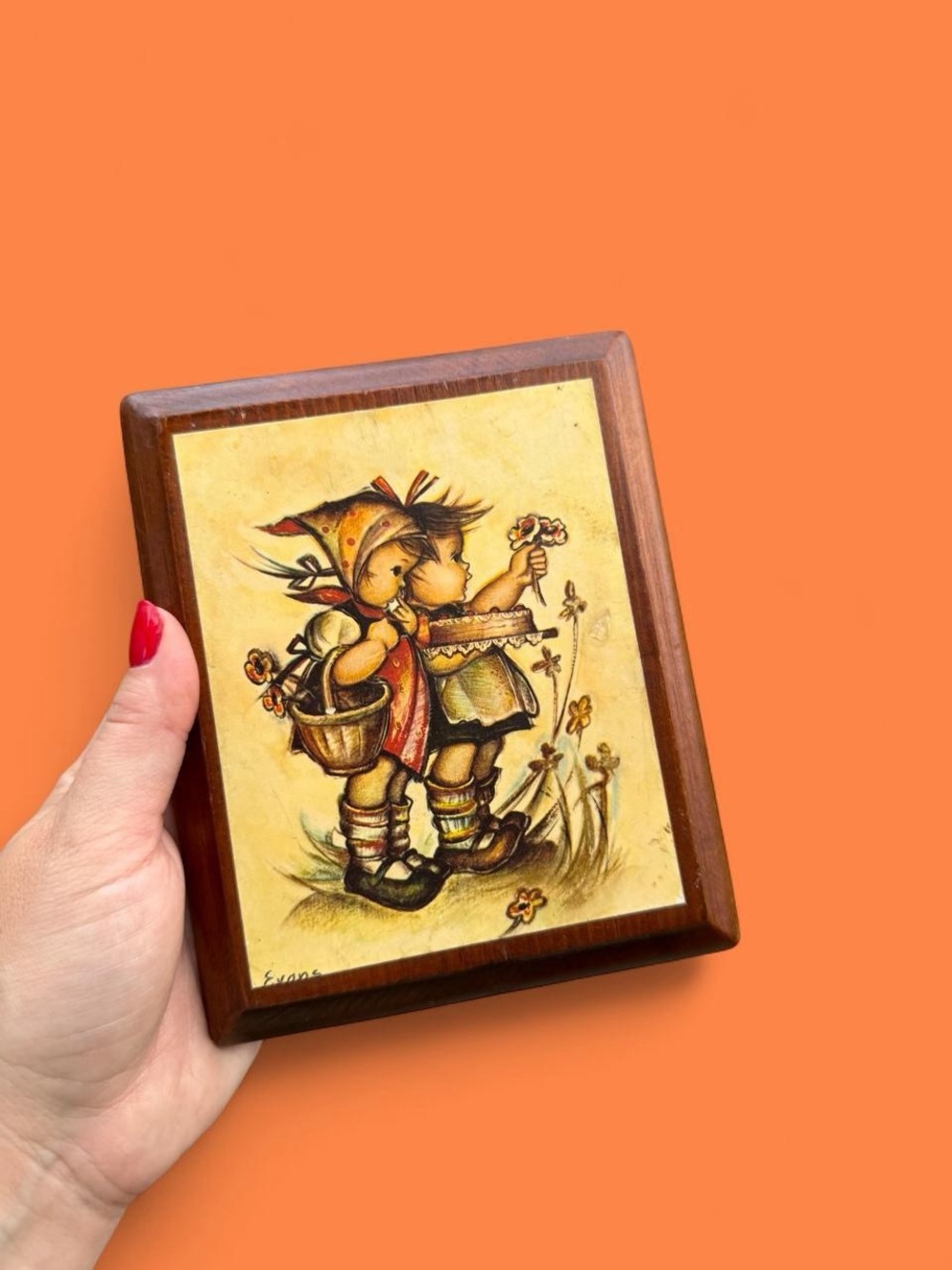 Vintage 70’s Cottagcore Hummel Plaque